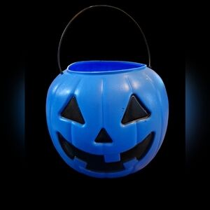 Vintage General Foam Plastics Blow Mold Blue Pumpkin Pail